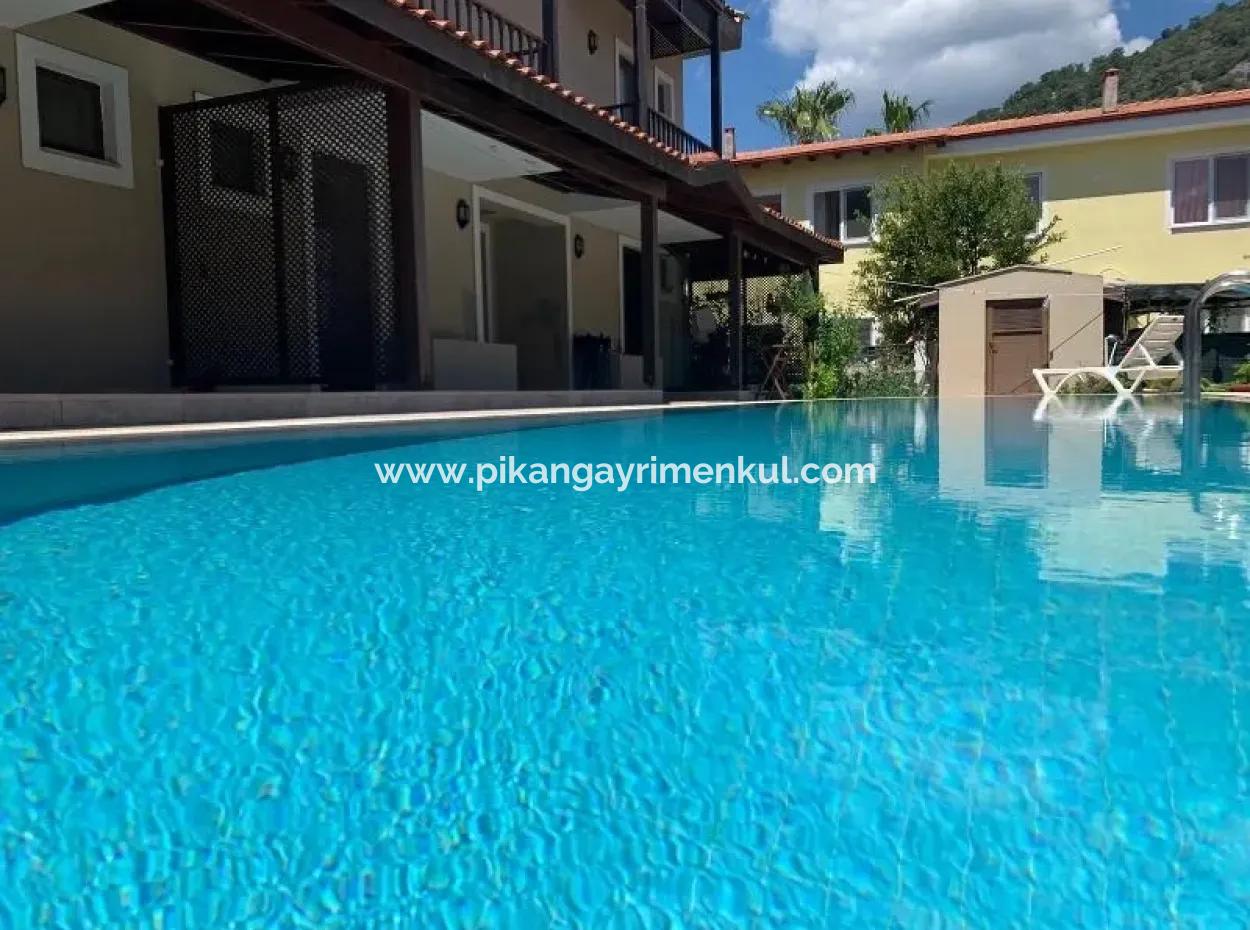 Duplex-Penthouse Zum Verkauf In Dalyan-Kanal Null