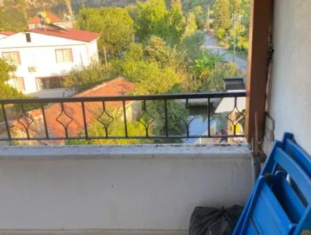 1 1 Möblierte Penthouse-Wohnung Zu Vermieten In Ortaca Okçular Marmarlı