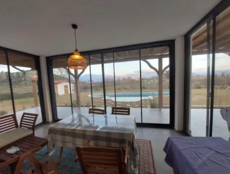 250 M2, 3 In 1 Möblierte Villa Auf 5 000M2 Land In Dalyan Langzeitmiete