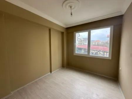 Zu Verkaufen In Ortaca Karaburun, 60 M2, 2 In 1 Wohnung