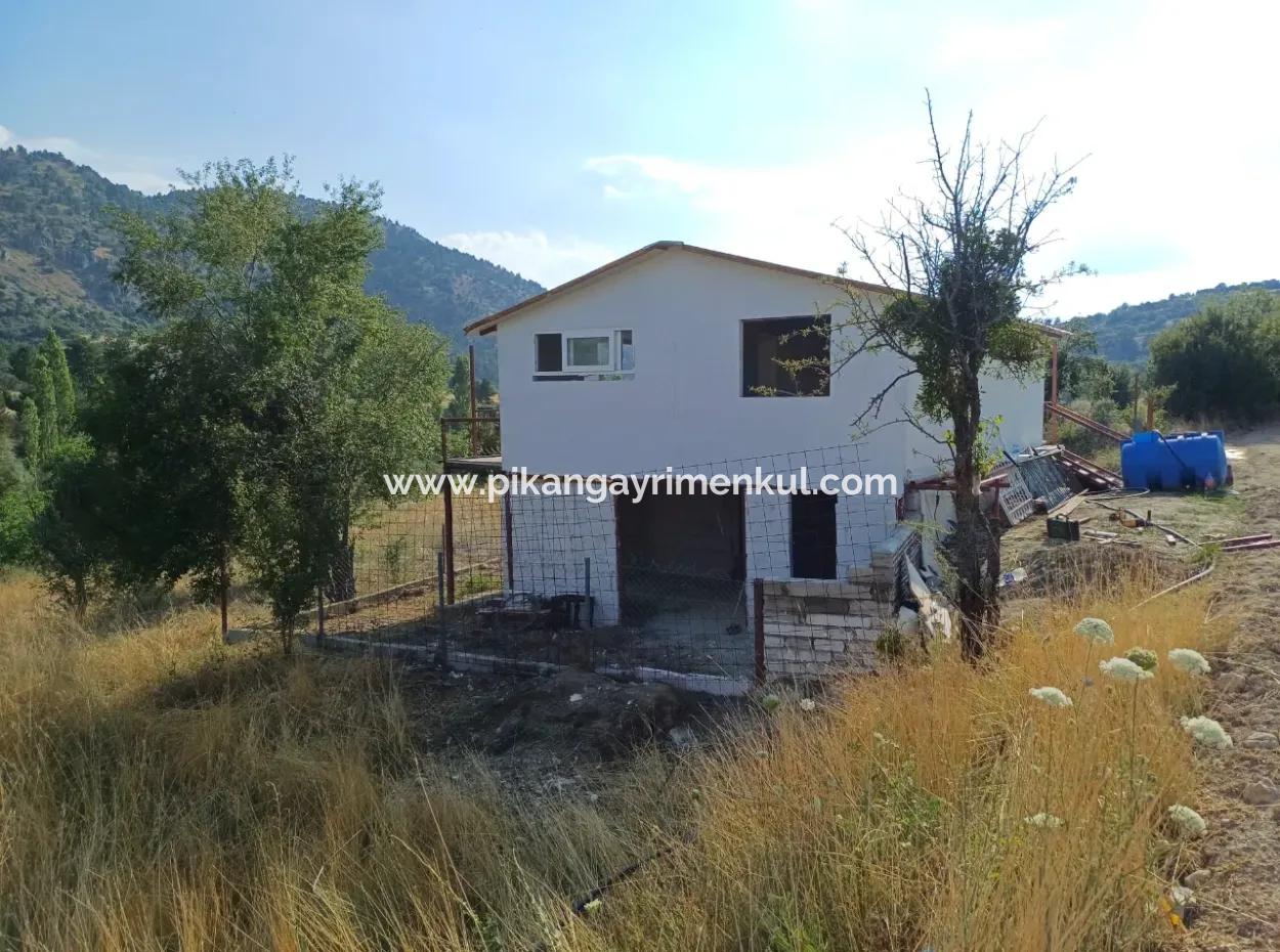 Apartments In 2 Detached Buildings 56 56 On 200 M2 Land In Çameli Cumaalani For Urgent Sale