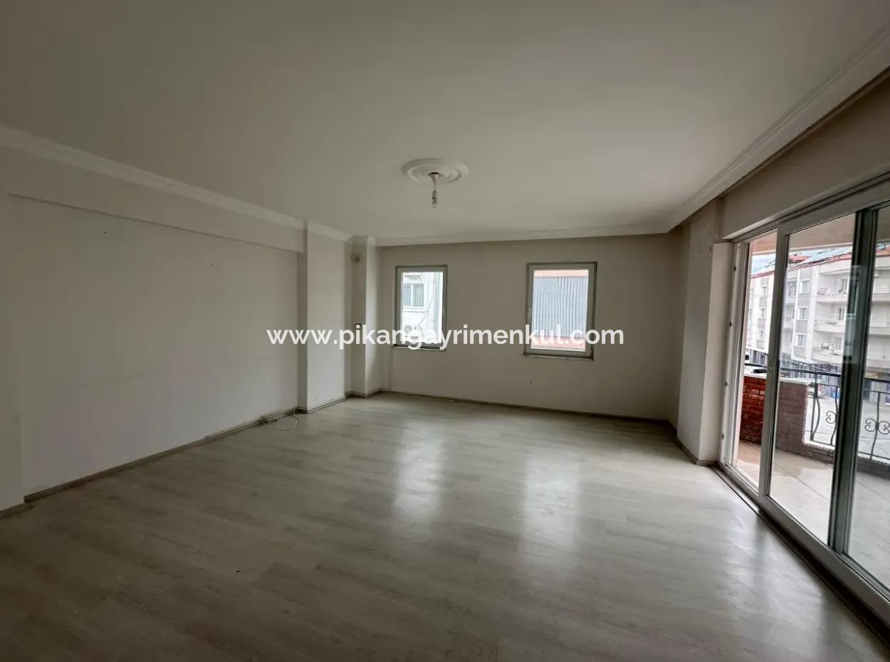 3 1 Apartment For Rent In The Center Of Ortaca