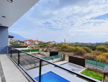 4 1 Detached Villa With Pool For Sale In Mugla Köyceğiz