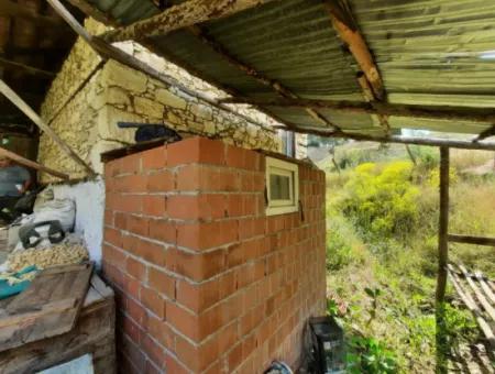 Beyağaç Sazak Ta 3 250 M2 Land Village House And Barn For Sale