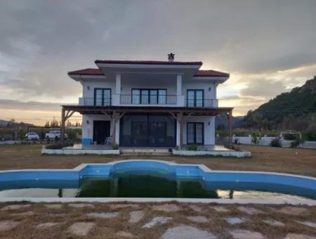 250 M2, 3 In 1 Furnished Villa On 5 000M2 Land In Dalyan Long Term Rental