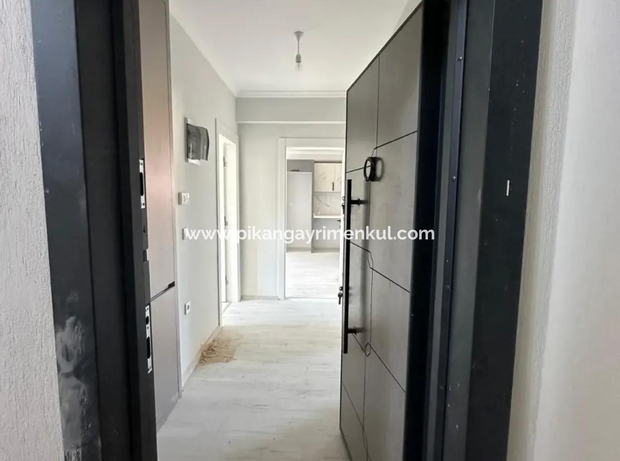 Ortaca Çaylı Mahallesinde Satılık 2+1 90M2 Ara Kat Daire