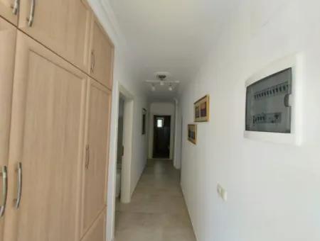 Dalyanda 580 M2 Arsada 120 M2  Yüzme Havuzlu Tek Katlı Kelepir  3+1 Ev Satılık