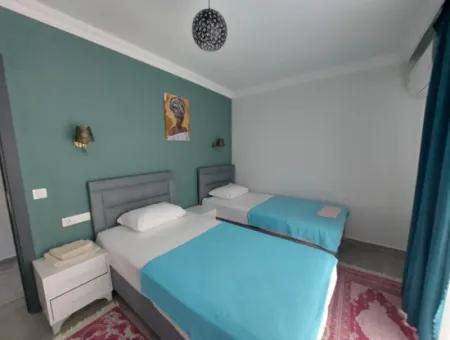 Muğla Dalyan Da700M2 Arsada 4+1 Müstakil Yüzme Havuzlu Lüks Villa Kiralık