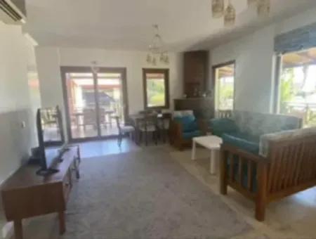 Dalyan 1700 M2 Arsa İçinde 3+1 Villa