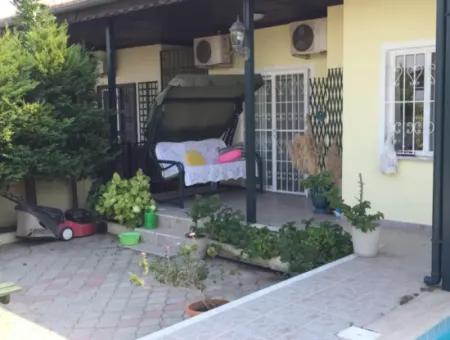 Ortaca, Dalyanda 4.500M2 Arazide Yüzme Havuzlu, Eşyalı 3+1 Yıllık Kiralık Villa